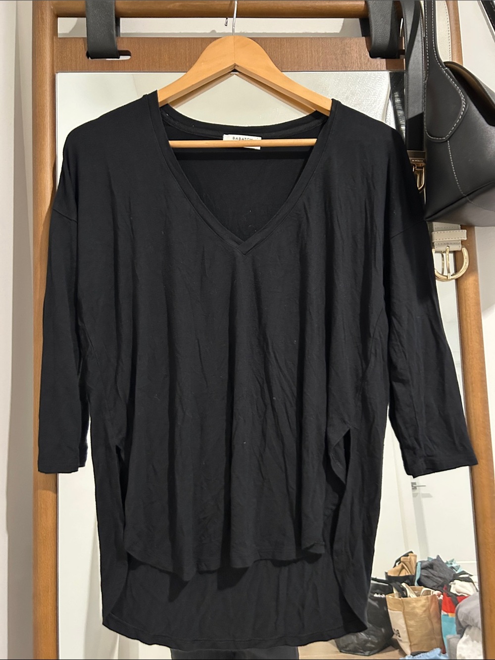 Babaton XS jersey V neck